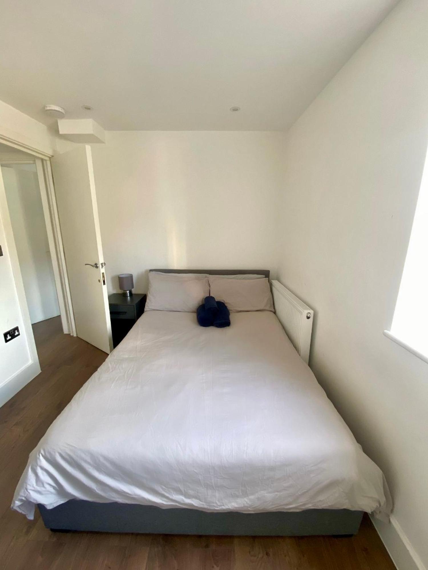 Stunning Rooms By Nine Elms Station Londres Exterior foto